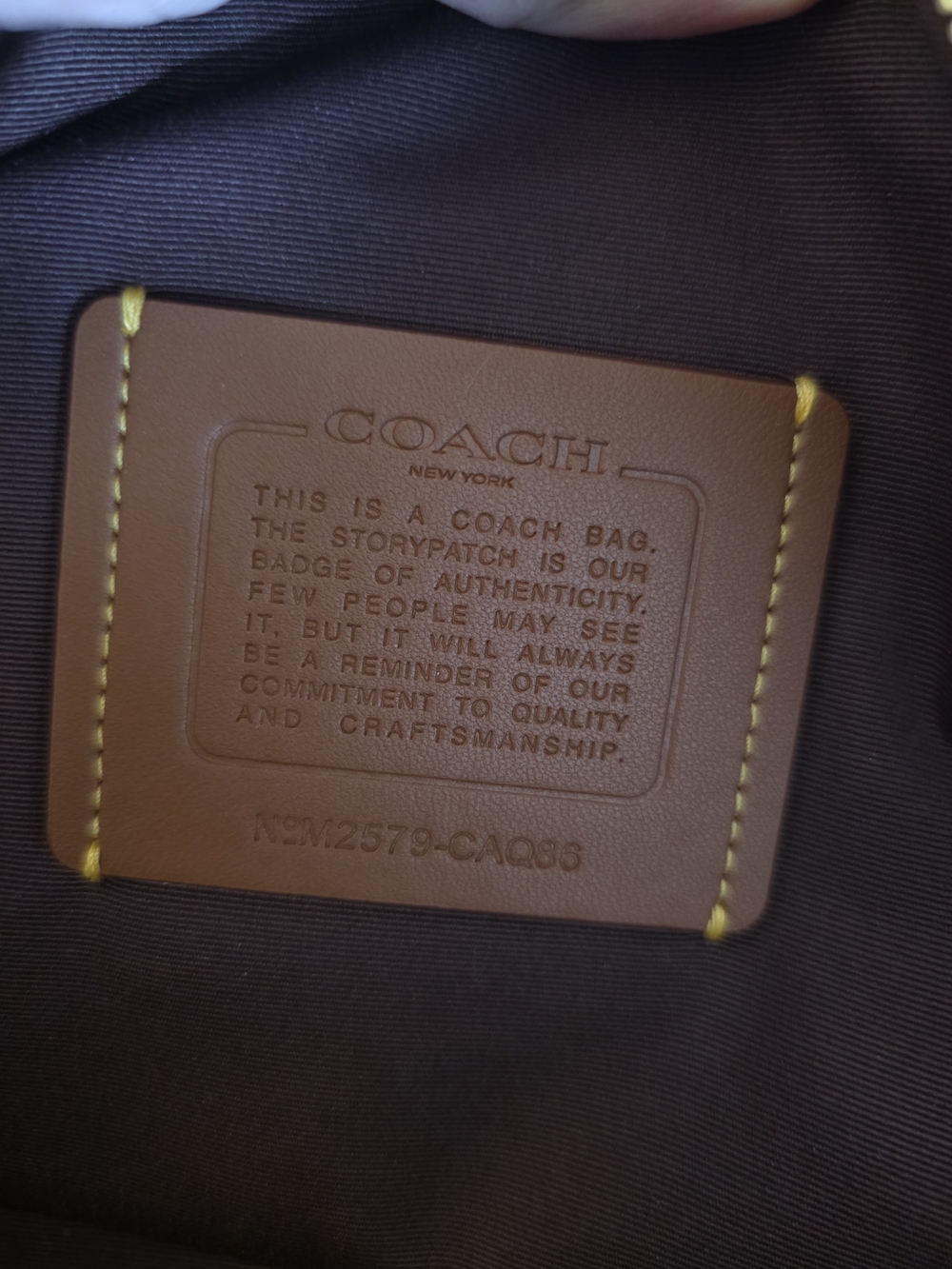 Coach Erin Shoulder Bag - Picture 9 of 10